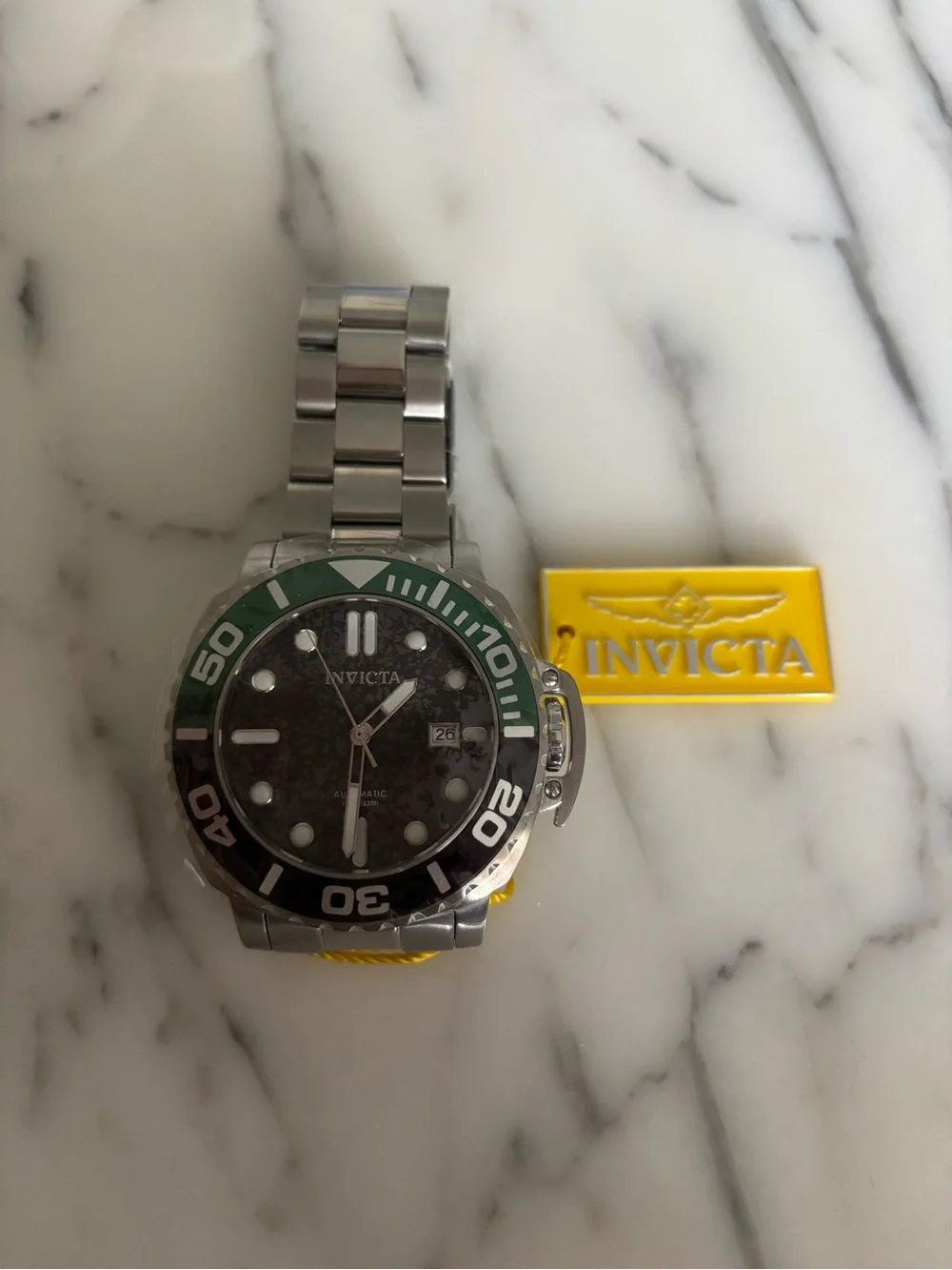 Men’s Invicta Diver Pro-Silver Stainless Steel Watch, Retired NWT & Box.